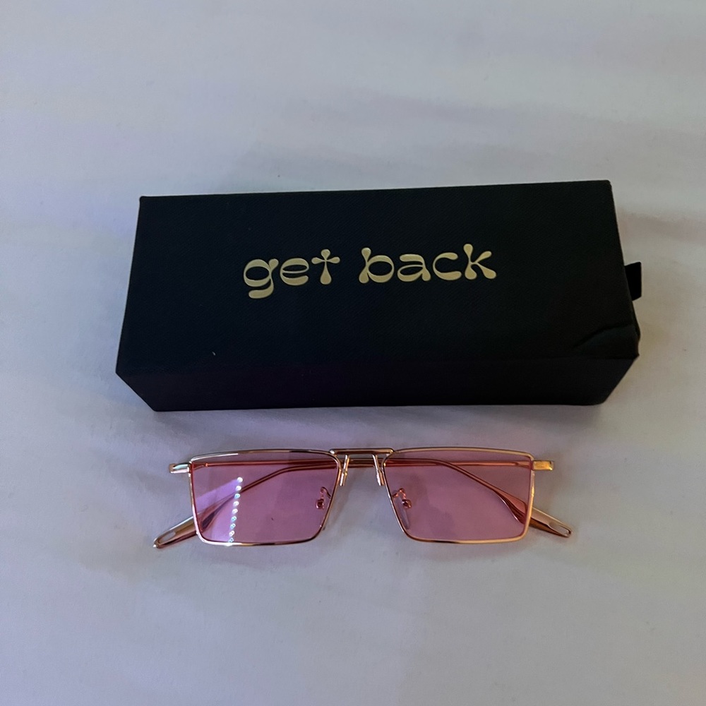 Super Cute Retro Sunglasses !